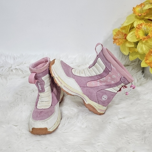 Timberland girls boots pink and white sz.2.5 - Picture 1 of 15
